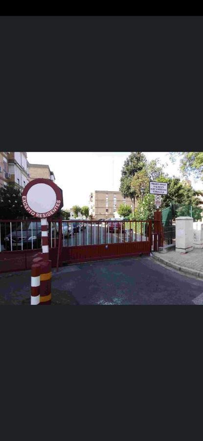 Sevilla Sol Bagian luar foto