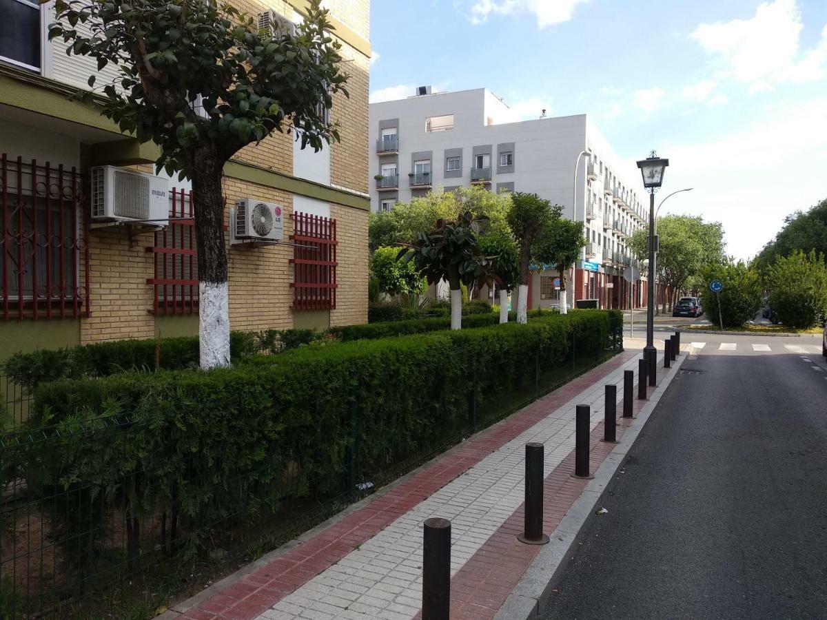 Sevilla Sol Bagian luar foto